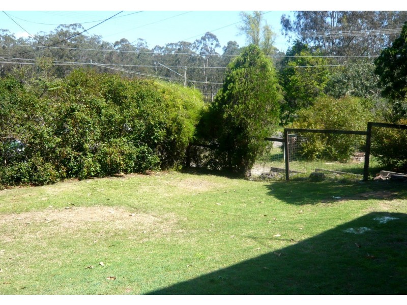 1 Ascot St, Goodna QLD 4300
