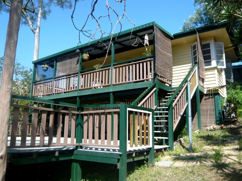 107 Jerrang St, Indooroopilly QLD 4068