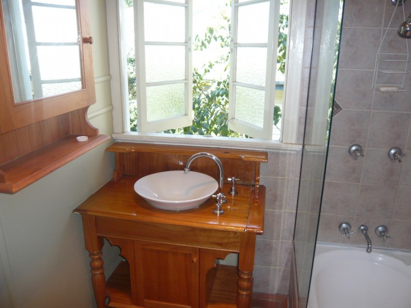 107 Jerrang St, Indooroopilly QLD 4068