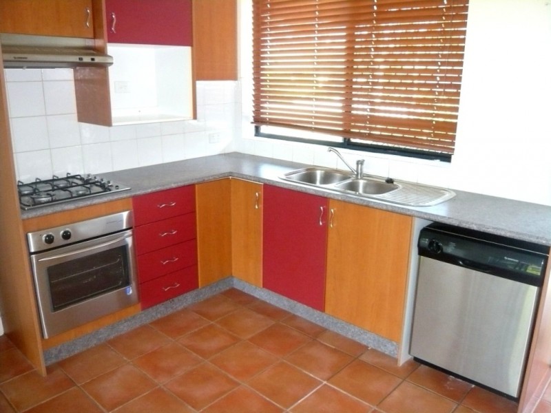 44 Sylvan Rd, Toowong QLD 4066