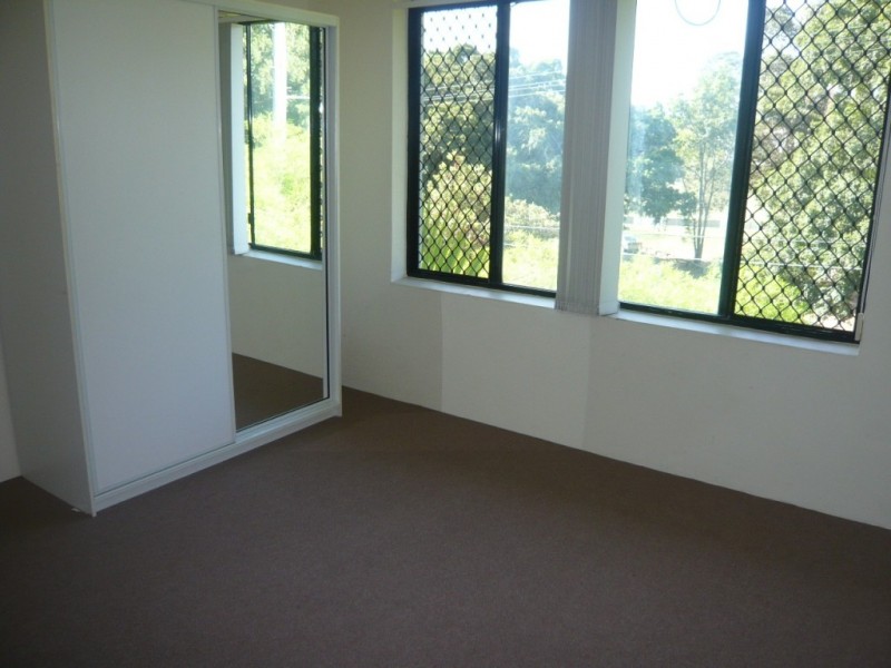 44 Sylvan Rd, Toowong QLD 4066