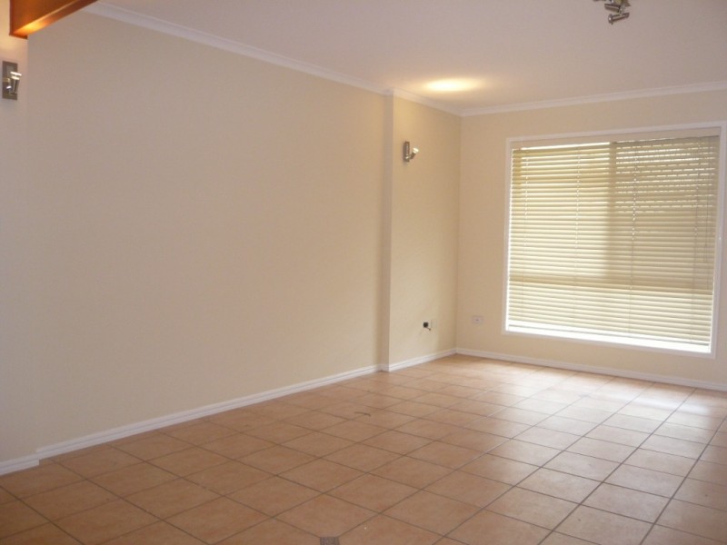 142 Bunya Rd, Arana Hills QLD 4054