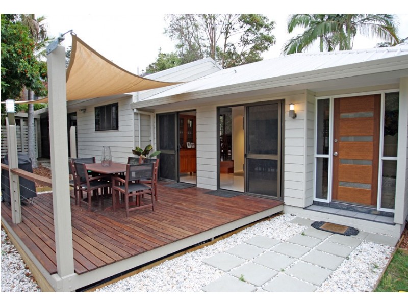 14 Caladenia, Indooroopilly QLD 4068