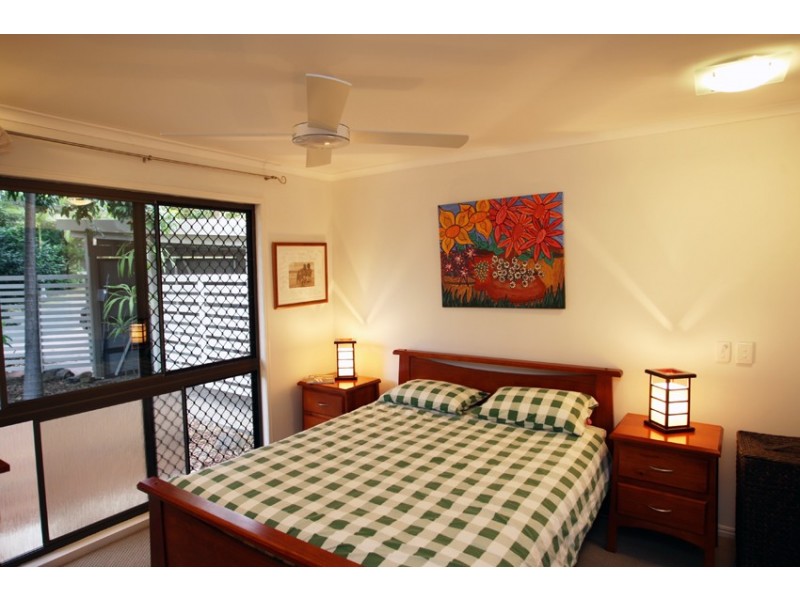 14 Caladenia, Indooroopilly QLD 4068