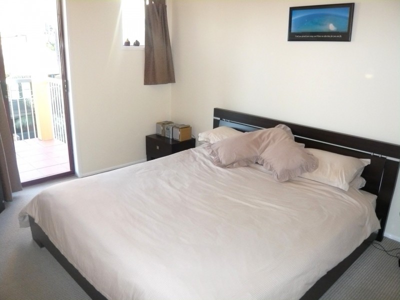 16 Phillips St, Spring Hill QLD 4000