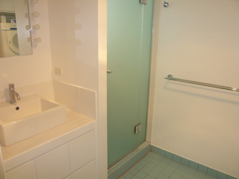 15 Jones St, Highgate Hill QLD 4101