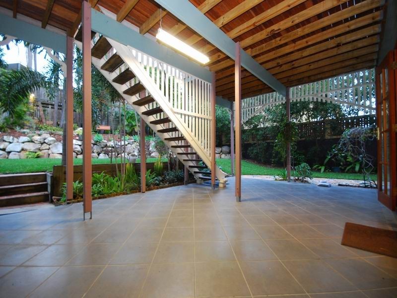 11 Aldridge Street, Auchenflower QLD 4066