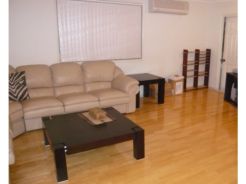 12 Middle St, Highgate Hill QLD 4101