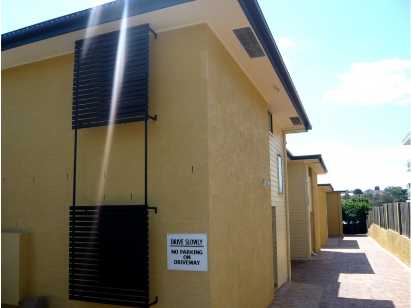 81 Kirkland Ave, Coorparoo QLD 4151