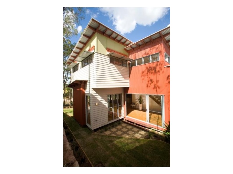 26 Paterson Street, Seventeen Mile Rocks QLD 4073
