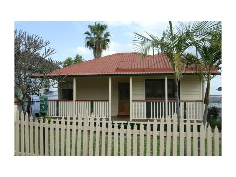 17 Livingstone St, Yeerongpilly QLD 4105