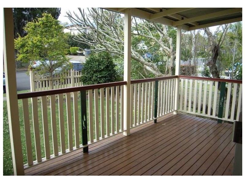 17 Livingstone St, Yeerongpilly QLD 4105