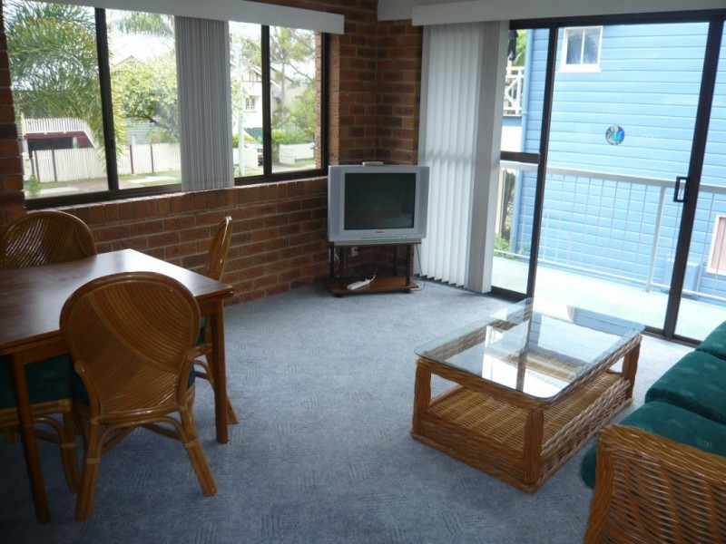 17 Geelong St, East Brisbane QLD 4169