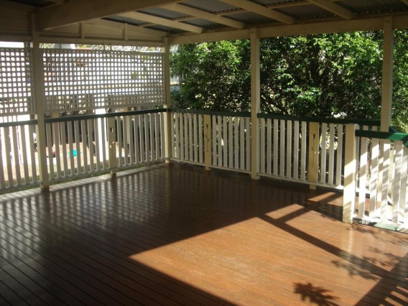 17 Stewart Street, Hawthorne QLD 4171