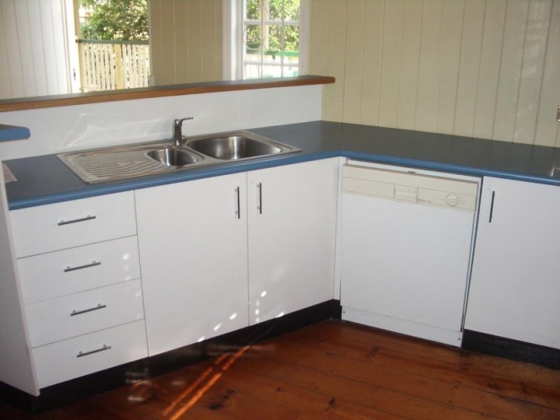 17 Stewart Street, Hawthorne QLD 4171