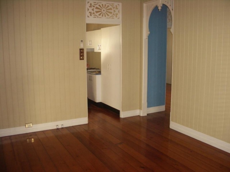 17 Stewart Street, Hawthorne QLD 4171