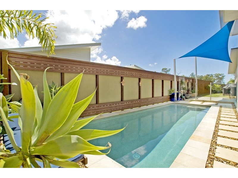 17 Peregrine Cres, Coomera QLD 4209