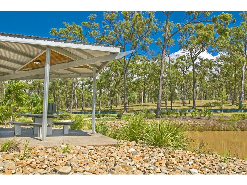 17 Peregrine Cres, Coomera QLD 4209