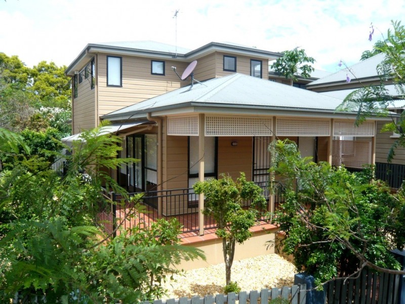 42 Hoogley St, West End QLD 4101