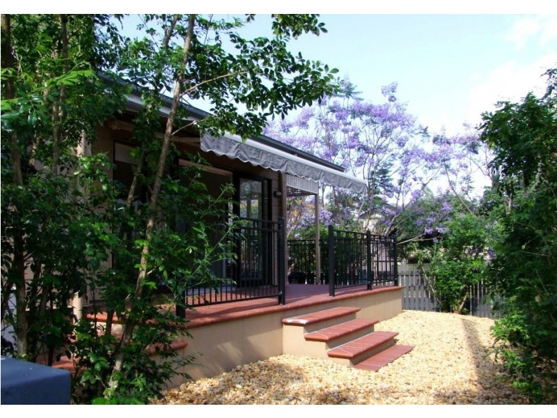 42 Hoogley St, West End QLD 4101