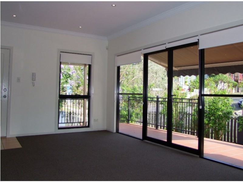 42 Hoogley St, West End QLD 4101