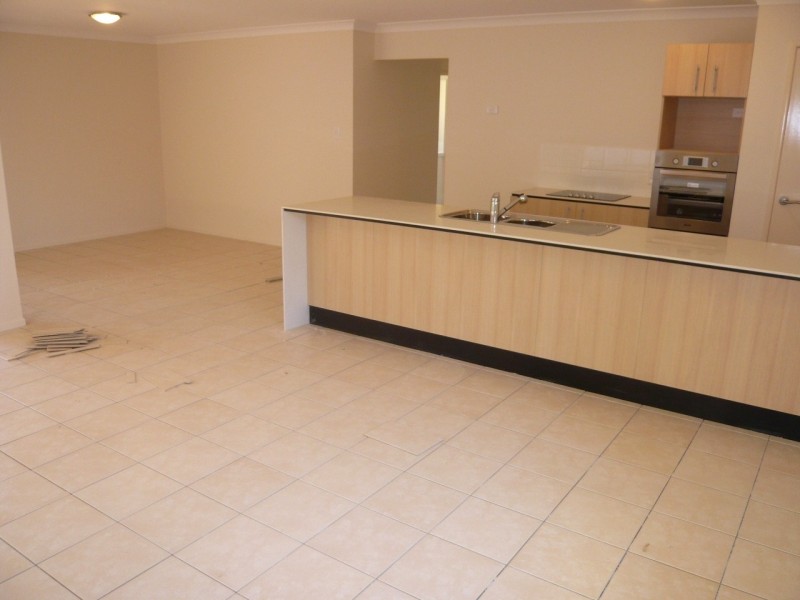34 Bufalino St, Parkinson QLD 4115