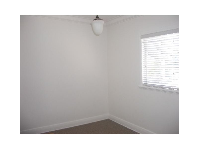 221 Lutwyche Rd cnr Legeyt St, Windsor QLD 4030