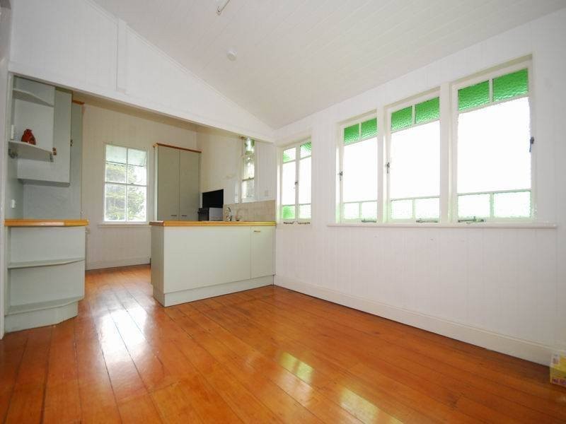 6 Annie St, Windsor QLD 4030