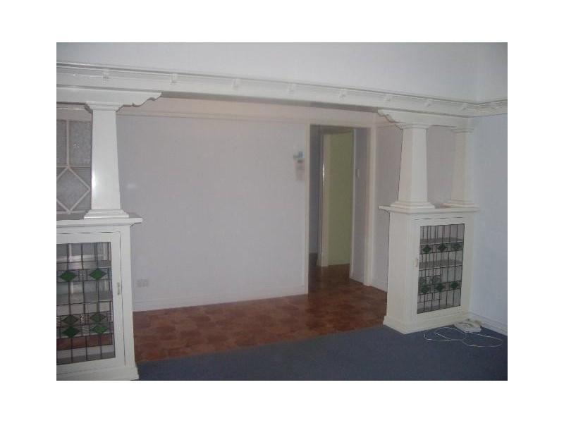 Woodford Street, One Mile QLD 4305