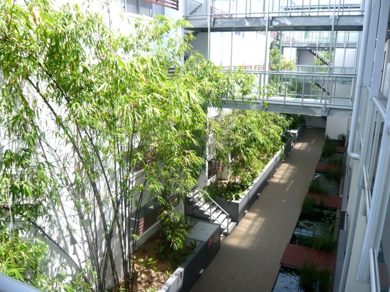 9 Chester St cnr Ella St, Teneriffe QLD 4005