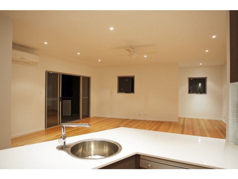 7/11 Wattle Avenue, Bongaree QLD 4507