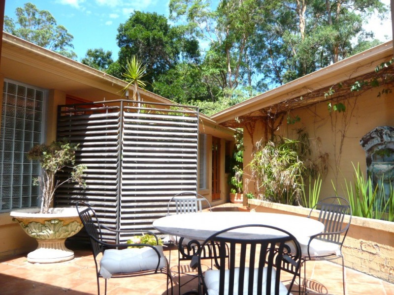 30a Kirkdale Rd, Chapel Hill QLD 4069