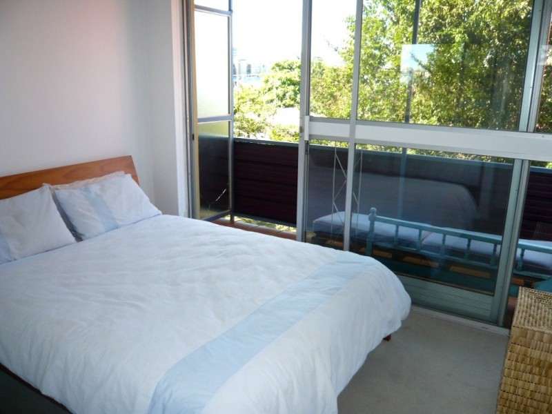 5 Hardgrave Rd, West End QLD 4101