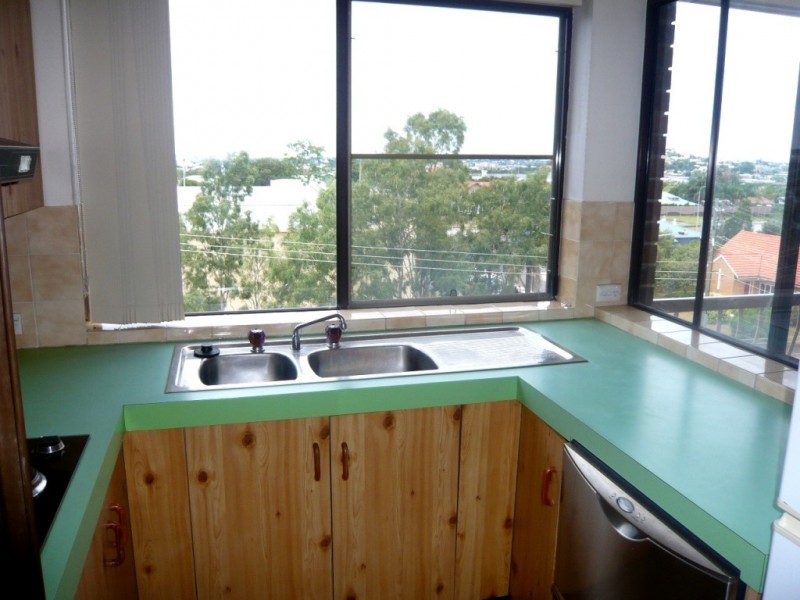 4 Rosemount Tce, Windsor QLD 4030