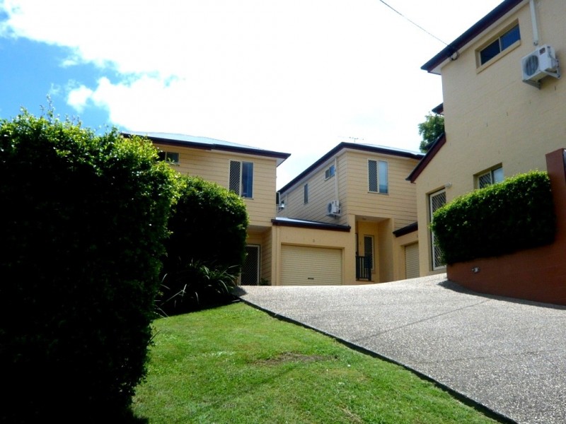 18 Lockhart St, Woolloongabba QLD 4102