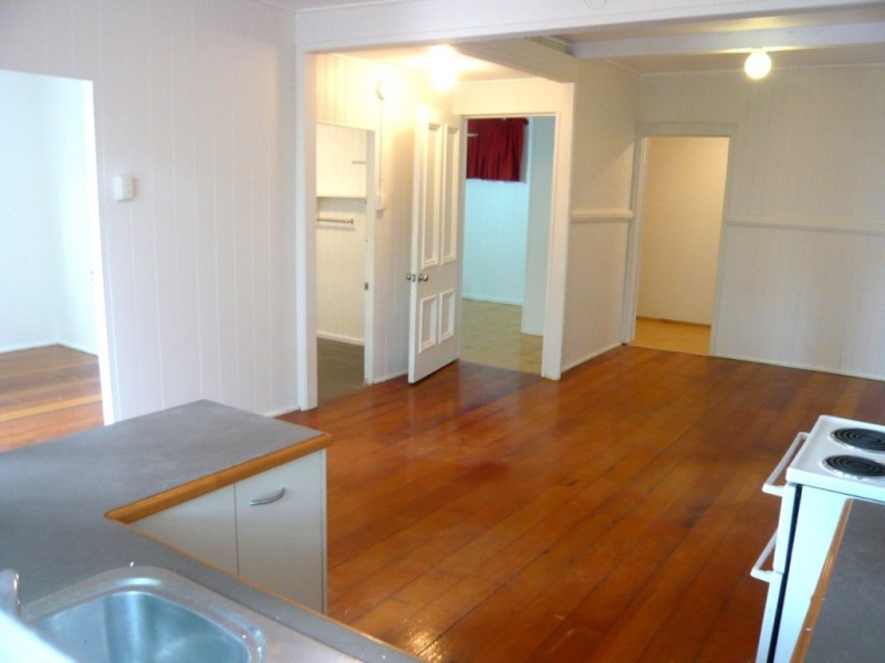 192 Musgrave Rd near cnr Cochrane St, Red Hill QLD 4059