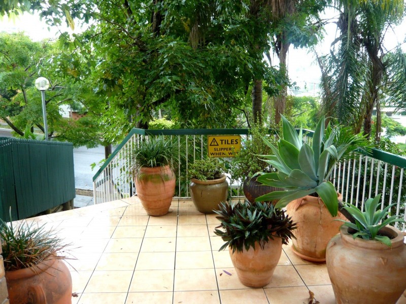 12 Colton St, Highgate Hill QLD 4101