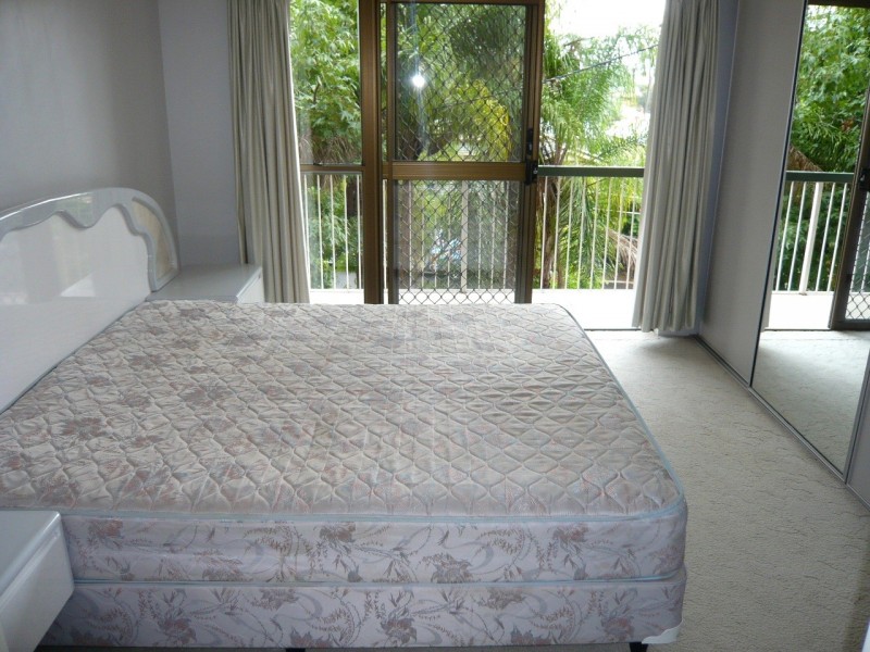 12 Colton St, Highgate Hill QLD 4101