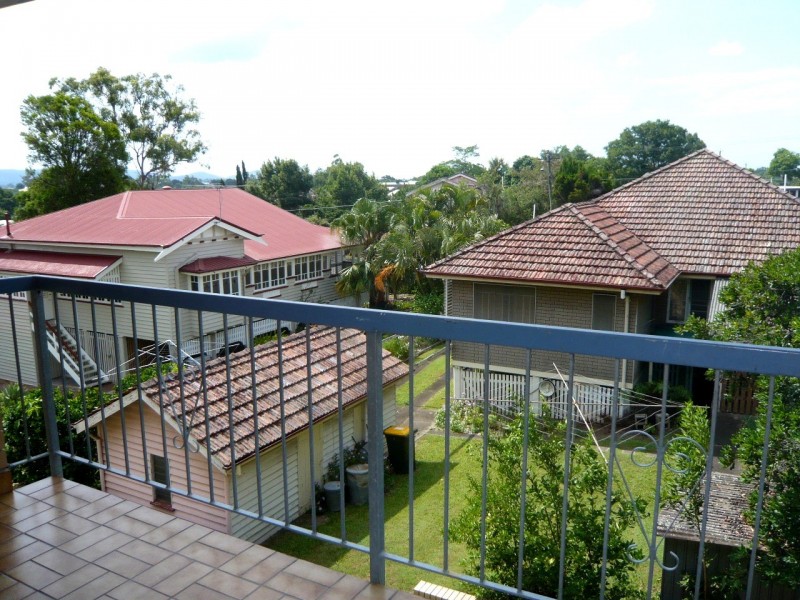 74 Durack St, Moorooka QLD 4105