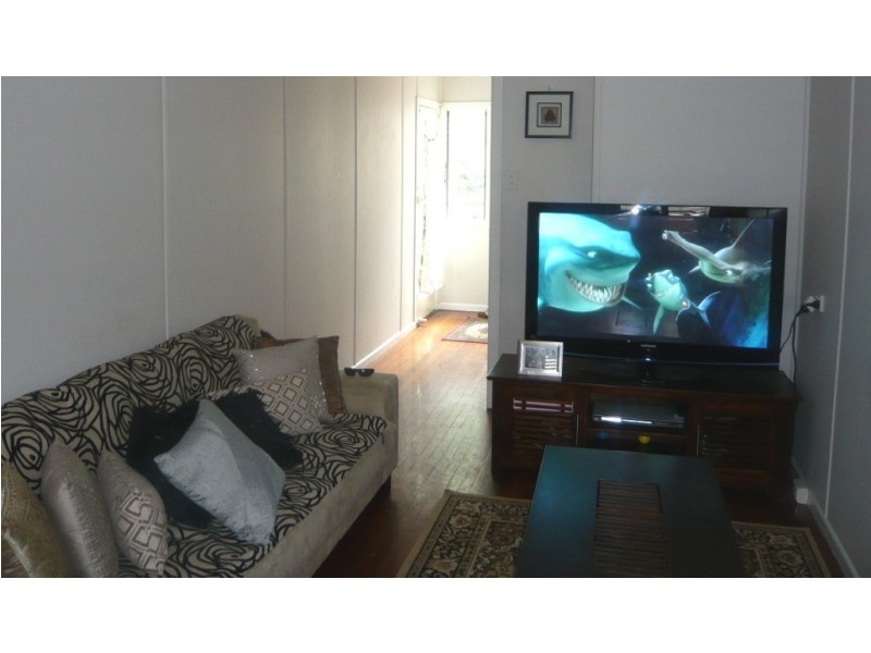 3b Bridge St, Ashgrove QLD 4060