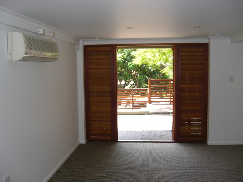 149 Highland Tce, St Lucia QLD 4067