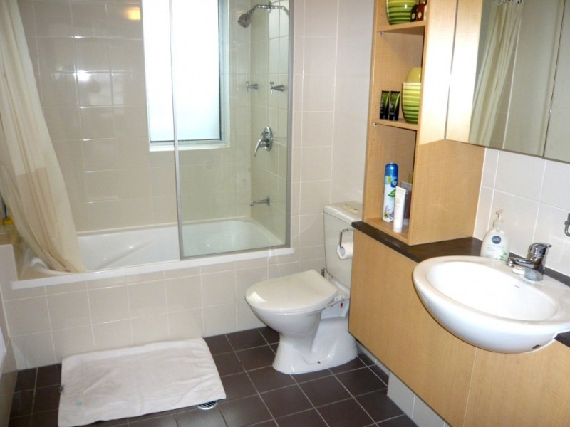 2 Berwick St, Fortitude Valley QLD 4006