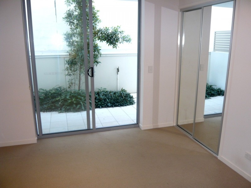 42 Cordelia St, South Bank QLD 4101