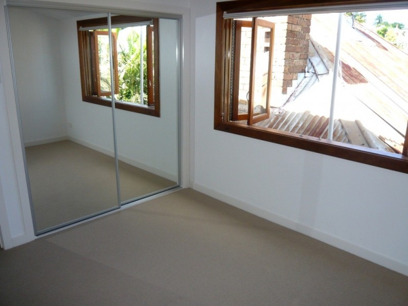 2/112 Kennigo St, Spring Hill QLD 4000