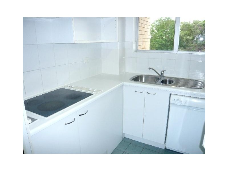 36 Jerdanefield St, St Lucia QLD 4067