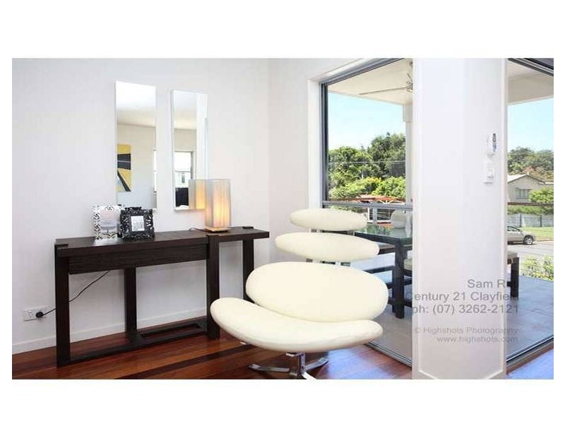 5/8 Shamrock St cnr Little Barron St, Gordon Park QLD 4031