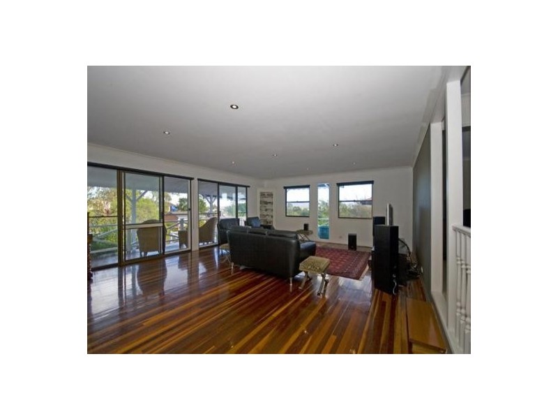 20 Meehan Street, Seventeen Mile Rocks QLD 4073