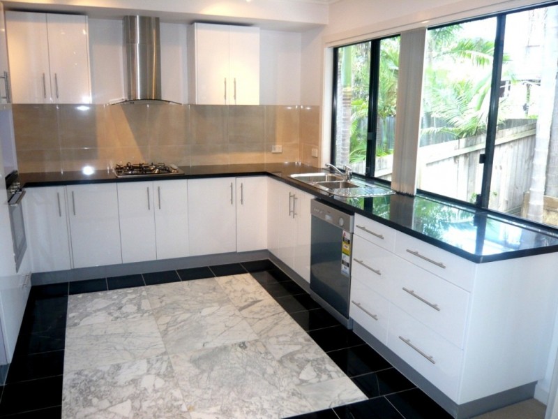 112b Kennigo St, Spring Hill QLD 4000