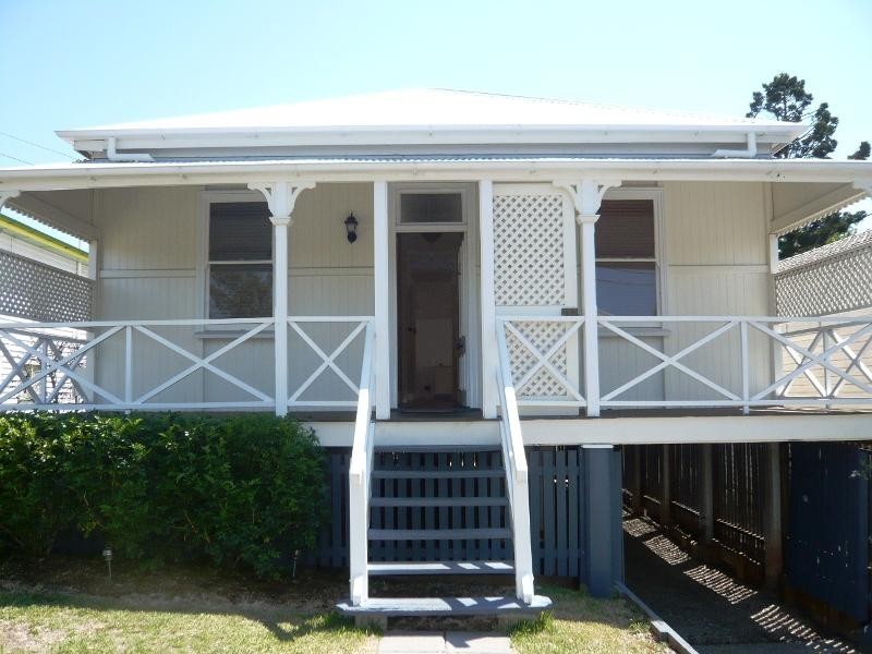 52 Lindsay St, Ashgrove QLD 4060