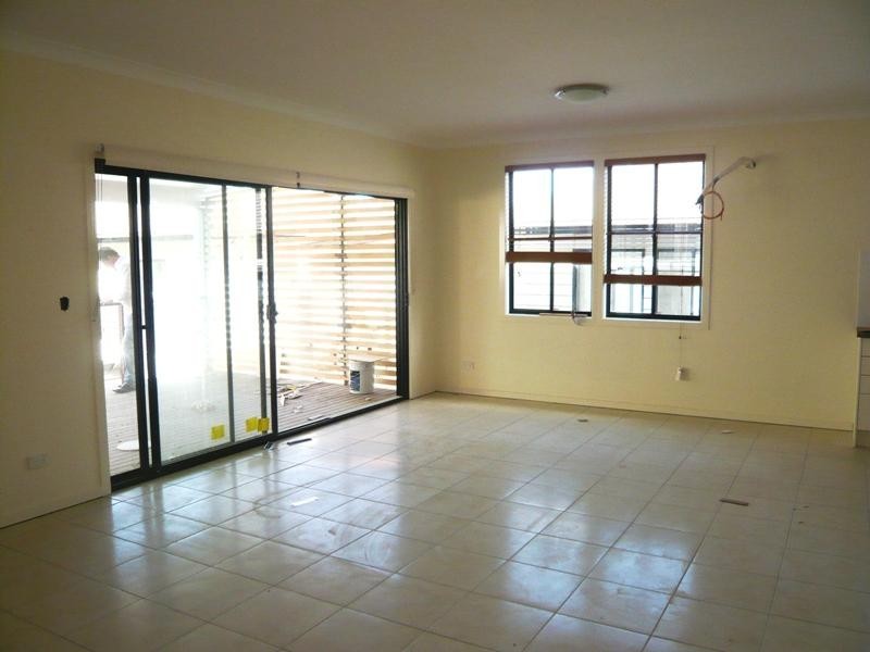 165 cnr Waterworks rd & Woodland St, Ashgrove QLD 4060